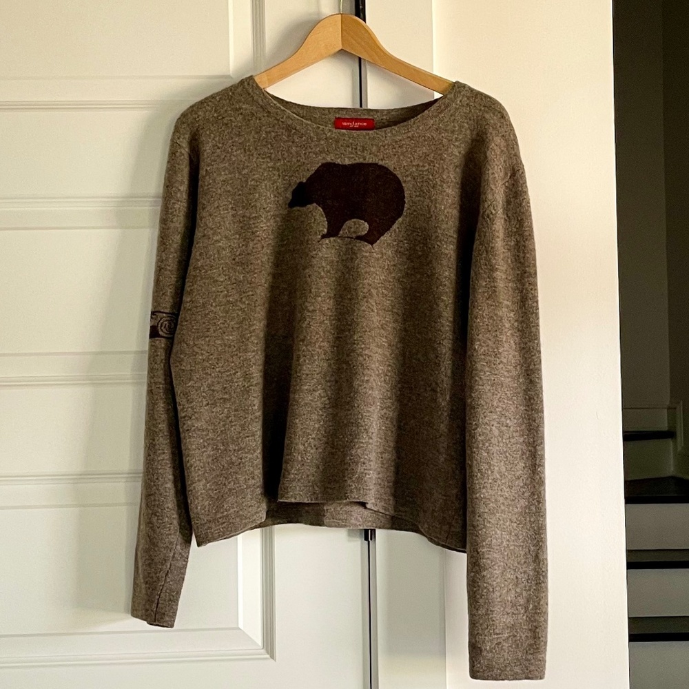 Sundance Sweater, Adorable Bear Graphic: Long Sleeve, 100% Lambswool ~ Size XL - Picture 2 of 6